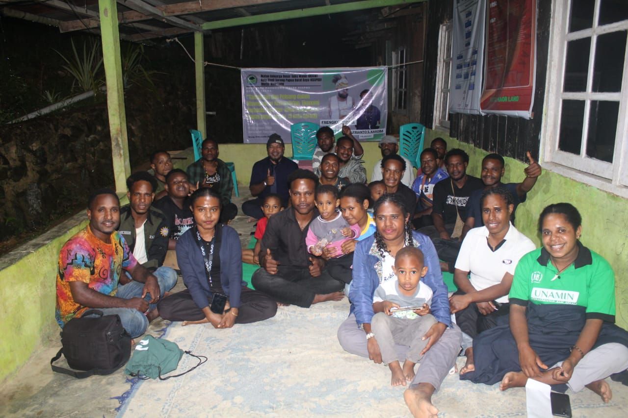 Mahasiswa Walak Di Sorong Gelar diskusi Publik Dibekali Ilmu  Kemandirian Ekonomi Berbasis Kearifan Lokal