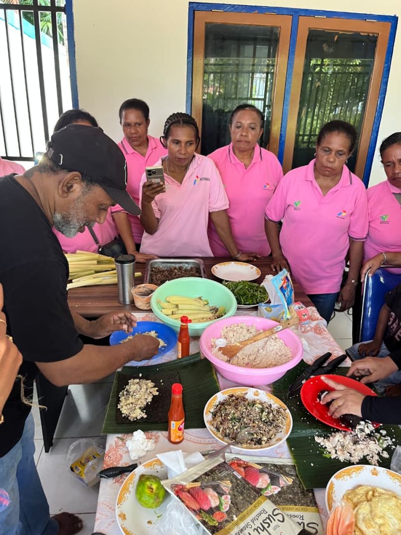 *Pertamina Patra Niaga Papua Maluku Cegah Stunting Melalui Inovasi Pangan Lokal Bersama Papua Jungle Chef*