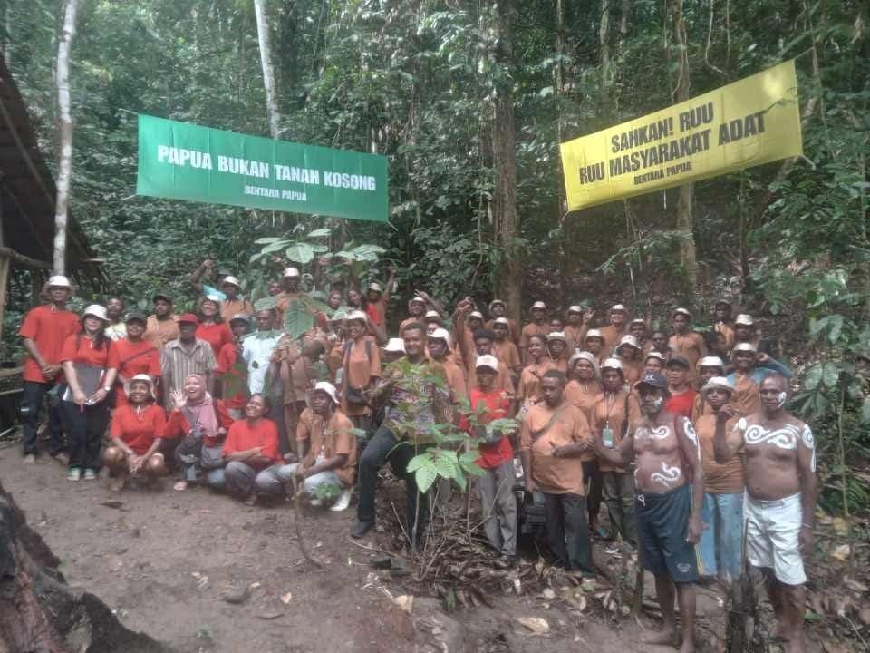 Kepala Distrik Salawati Barat: Hutan Papua Harapan Terakhir Dunia; Jaga Alam Sambil Dorong Pariwisata dan Ekonomi Berbasis Komunitas