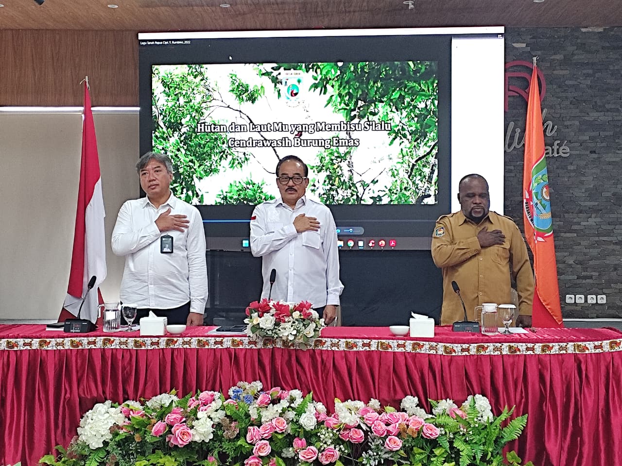 Anggota Komisi IV DPR RI Minta Gubernur Bentuk Satgas Anti-Pembalakan Liar di PBD