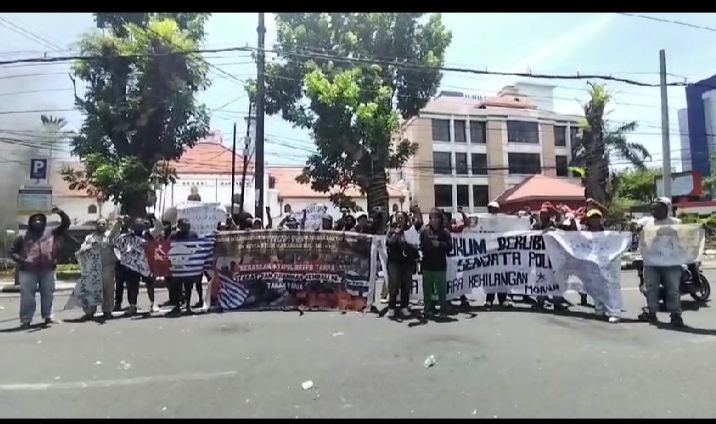 FSPM-PRP Desak Bebaskan 4 Tapol NFRPB Tanpa Syarat di Makassar